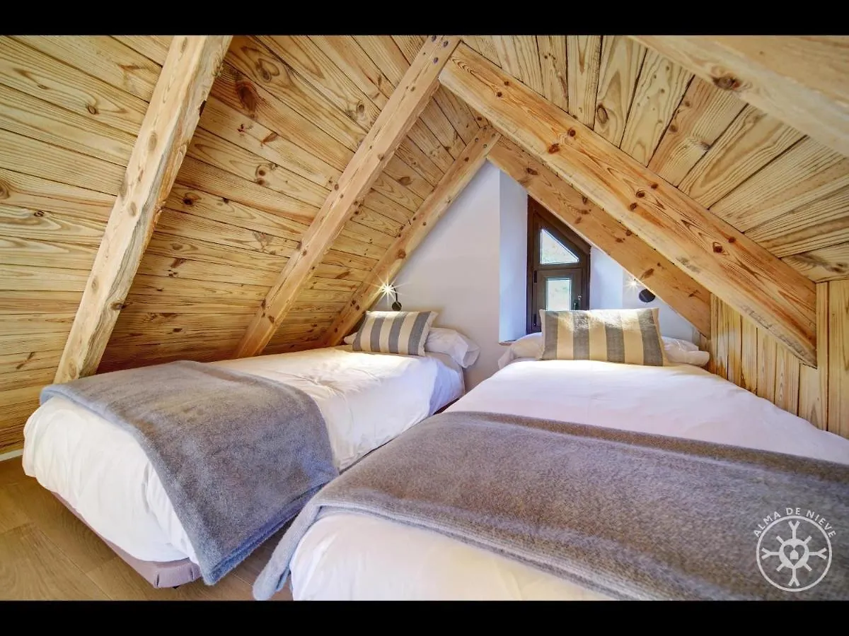 Casa Corilha De Alma De Nieve Villa Salardu Holiday home