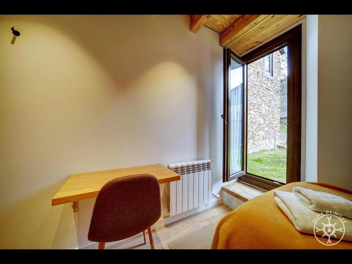 Casa Corilha De Alma De Nieve Villa Salardu Spain
